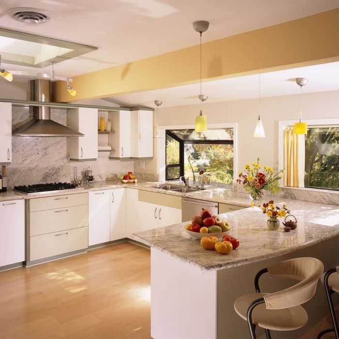After photo of completed Simi Valley kitchen renovation
